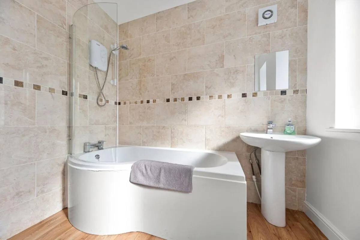 Appartamento Exclusive House For Families And Contractors Bradford  Regno Unito