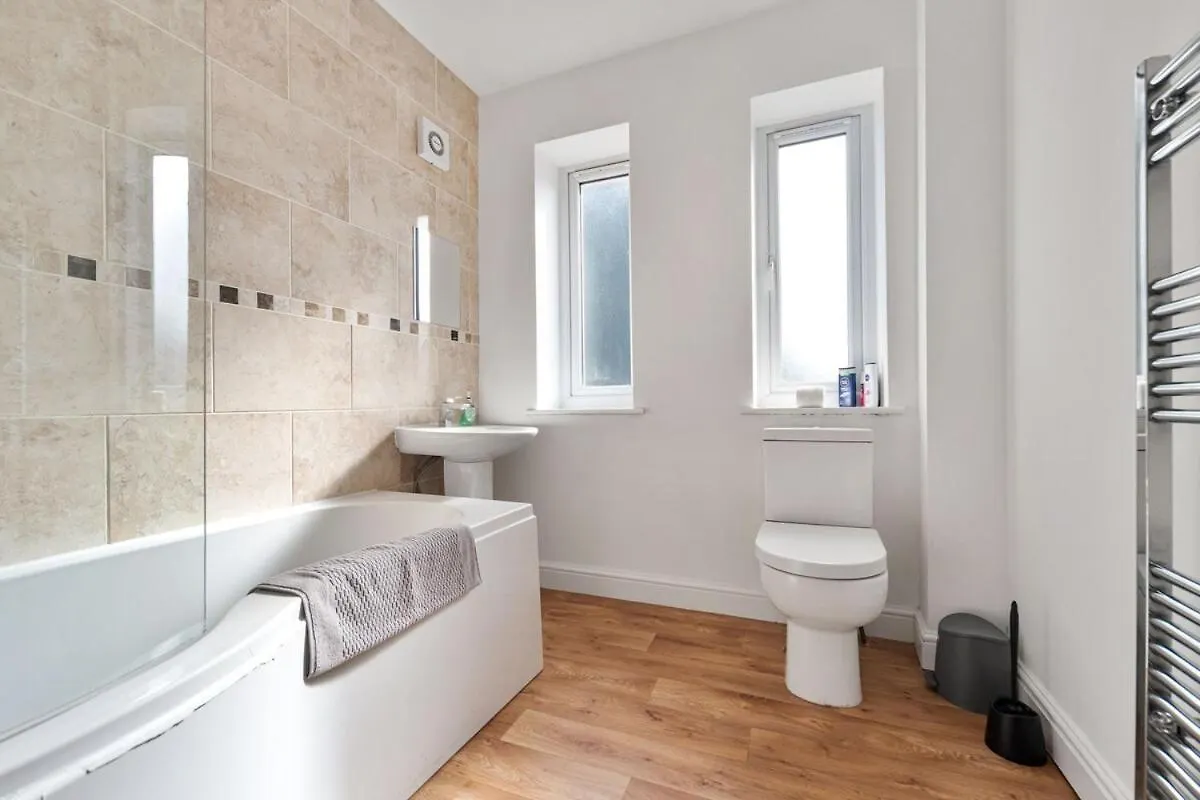 Appartamento Exclusive House For Families And Contractors Bradford  Regno Unito